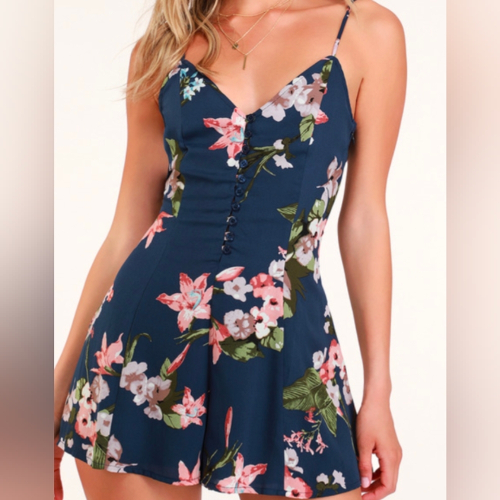 Lulus Navy blue floral print romper (Small)